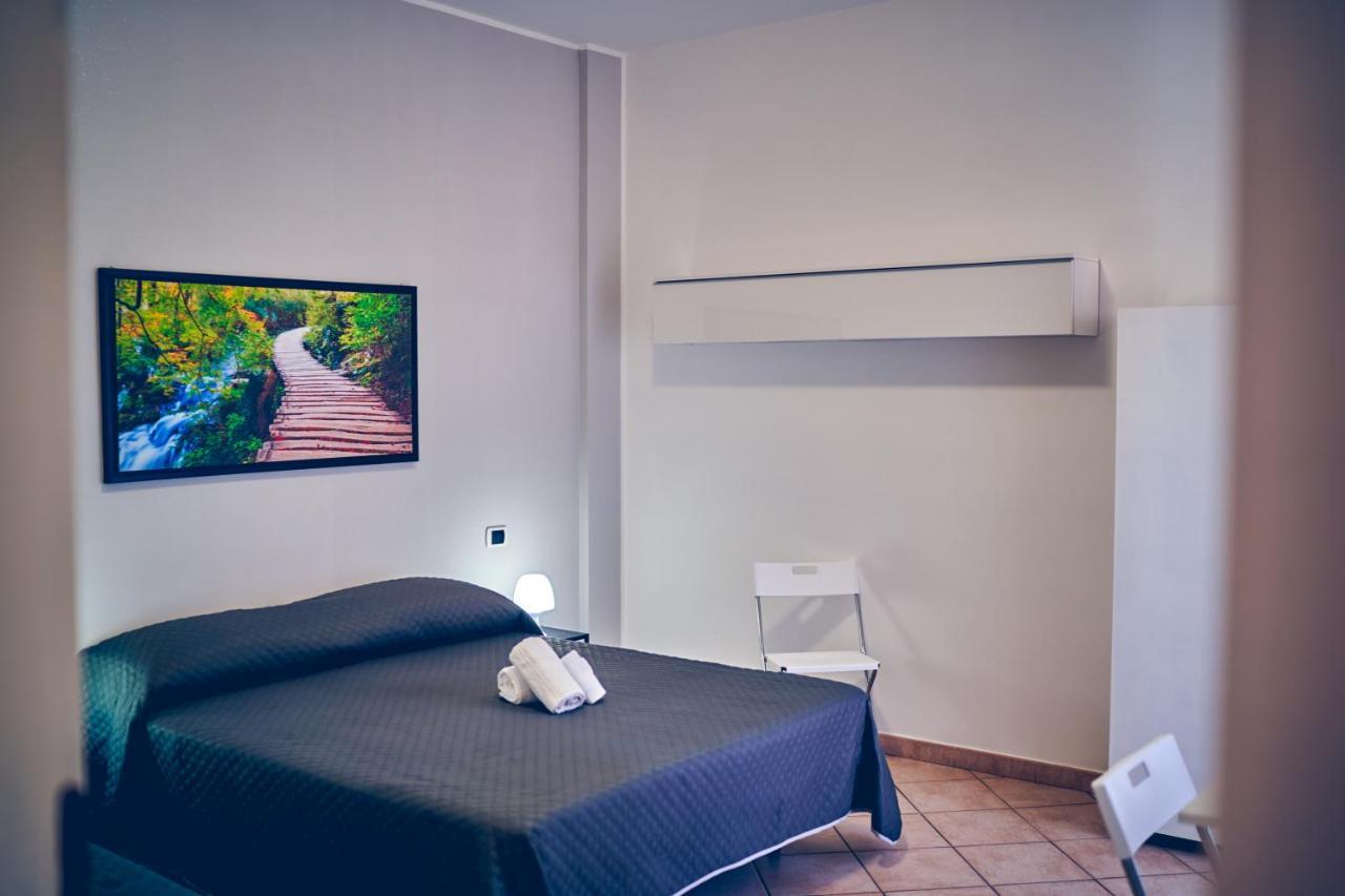 Travelershome 7Metri Guesthouse 치암피노 외부 사진