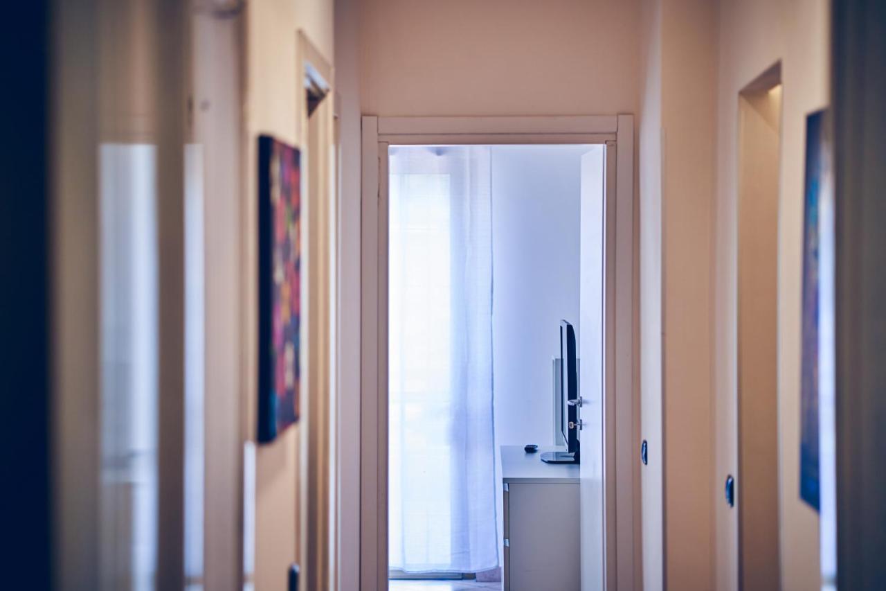 Travelershome 7Metri Guesthouse 치암피노 외부 사진