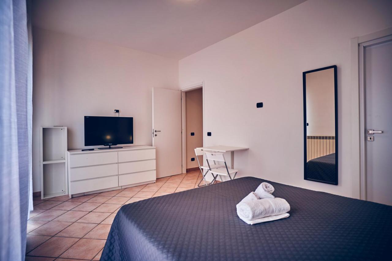 Travelershome 7Metri Guesthouse 치암피노 외부 사진