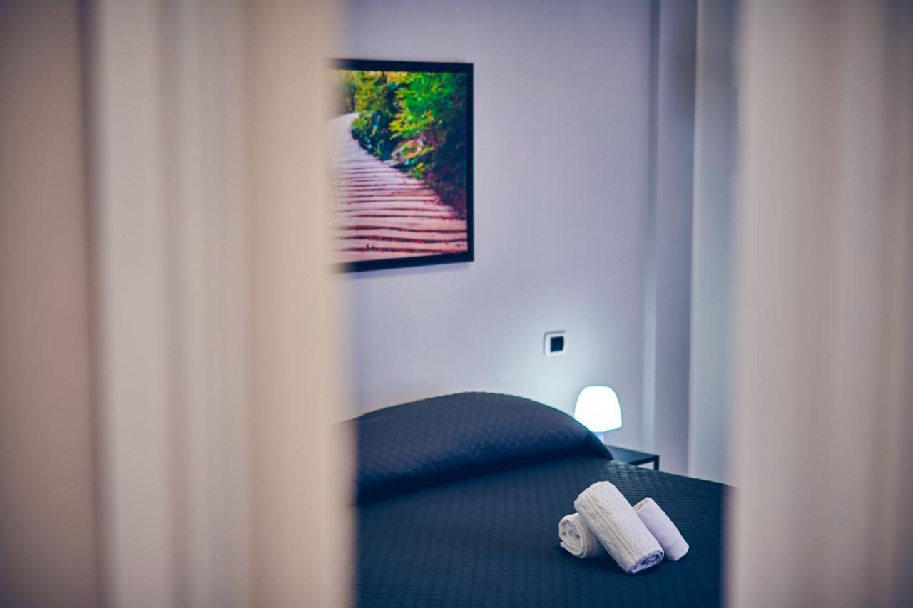 Travelershome 7Metri Guesthouse 치암피노 외부 사진