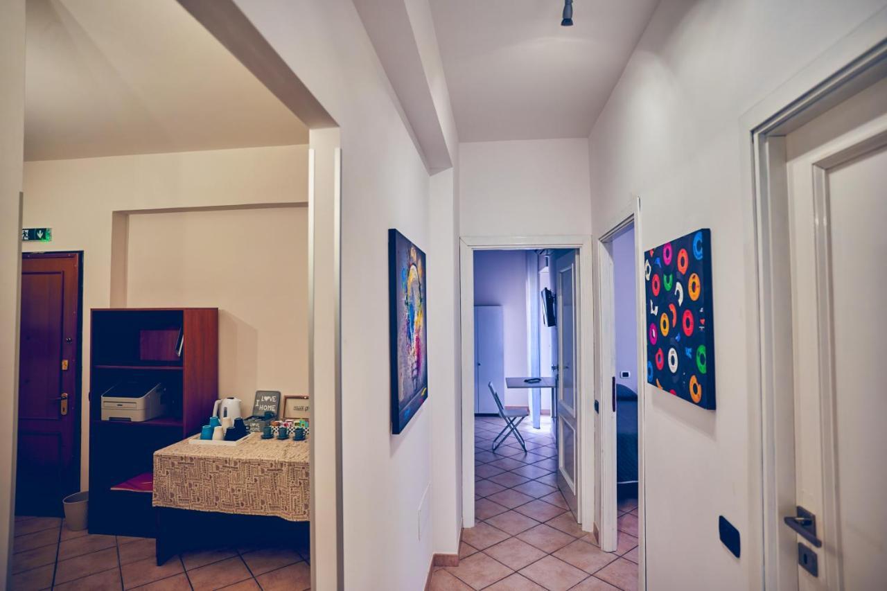 Travelershome 7Metri Guesthouse 치암피노 외부 사진