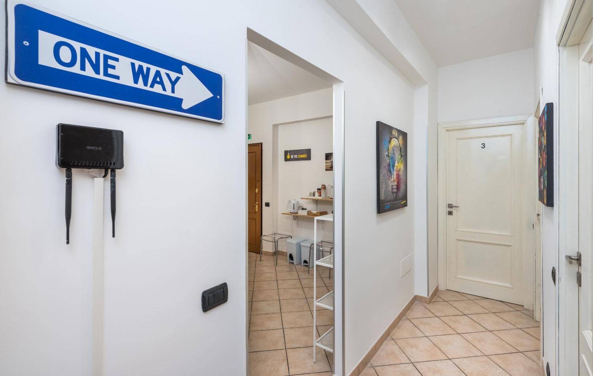 Travelershome 7Metri Guesthouse 치암피노 외부 사진