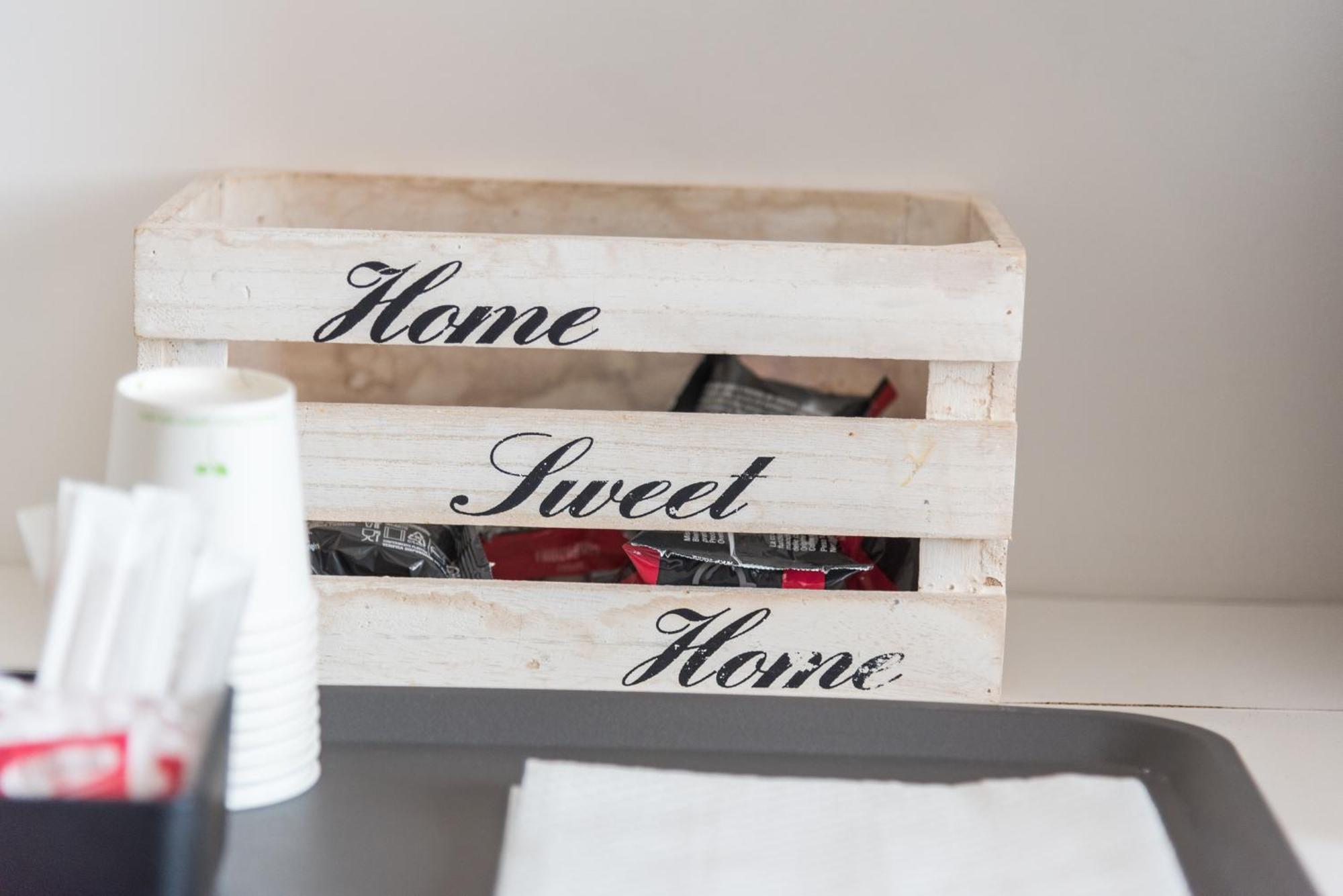 Travelershome 7Metri Guesthouse 치암피노 외부 사진
